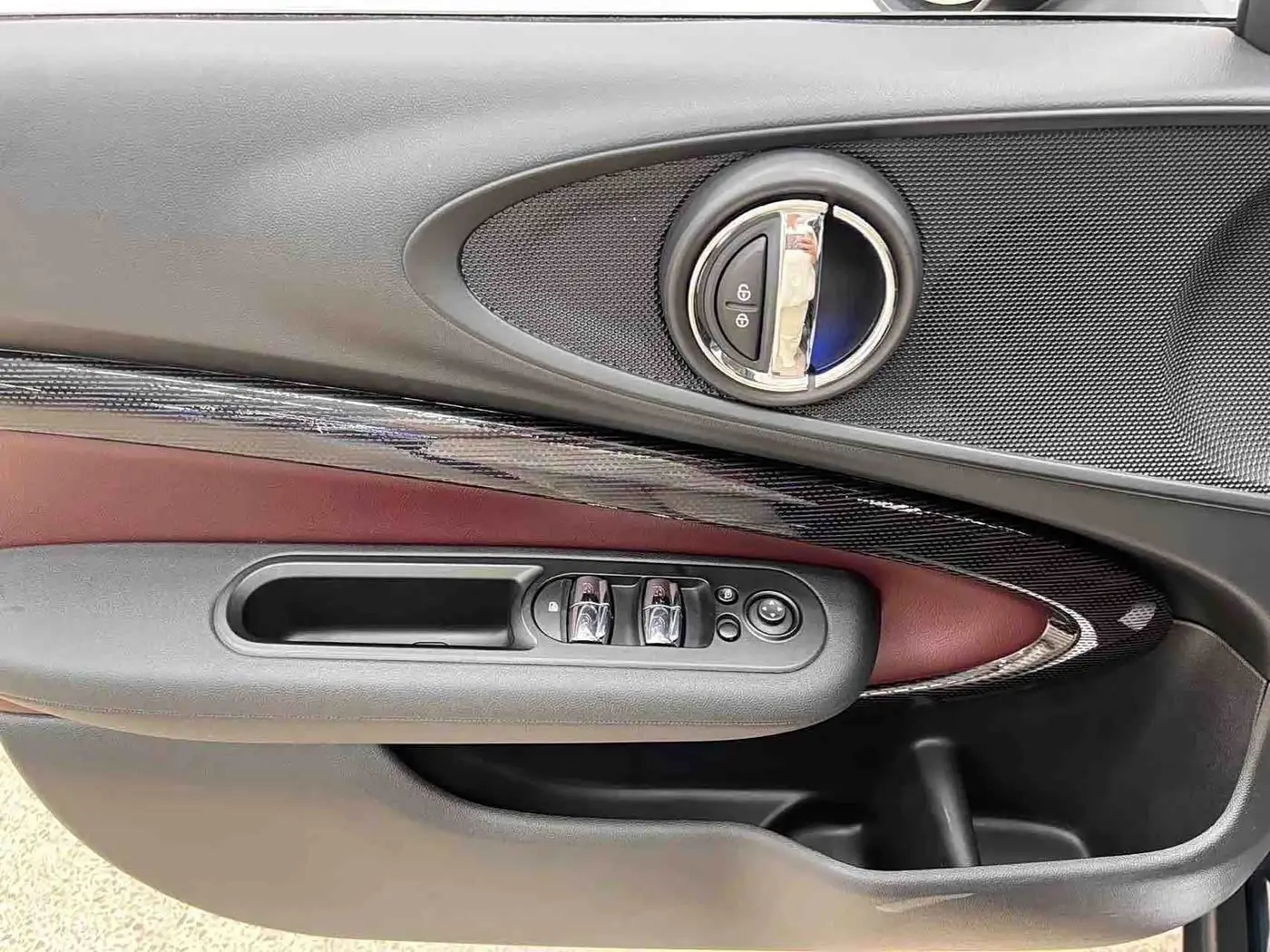 MINI CLUBMAN 2019 — Photo 11/20