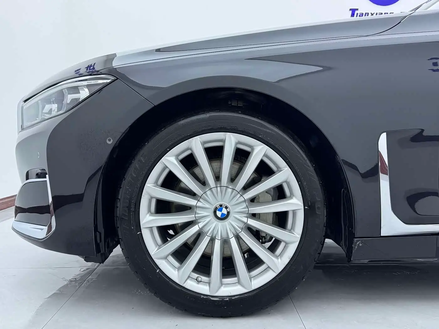 BMW 7 Series 2022 — Фото 14/20