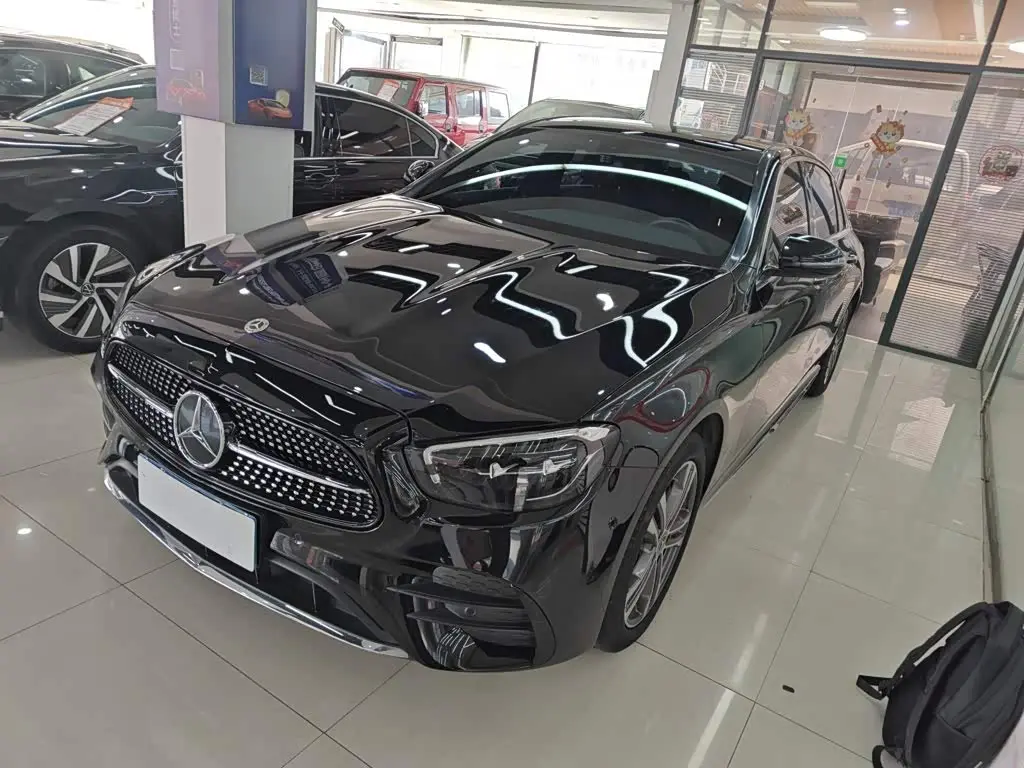 Mercedes-Benz E-Class 2023 — Фото 2/20