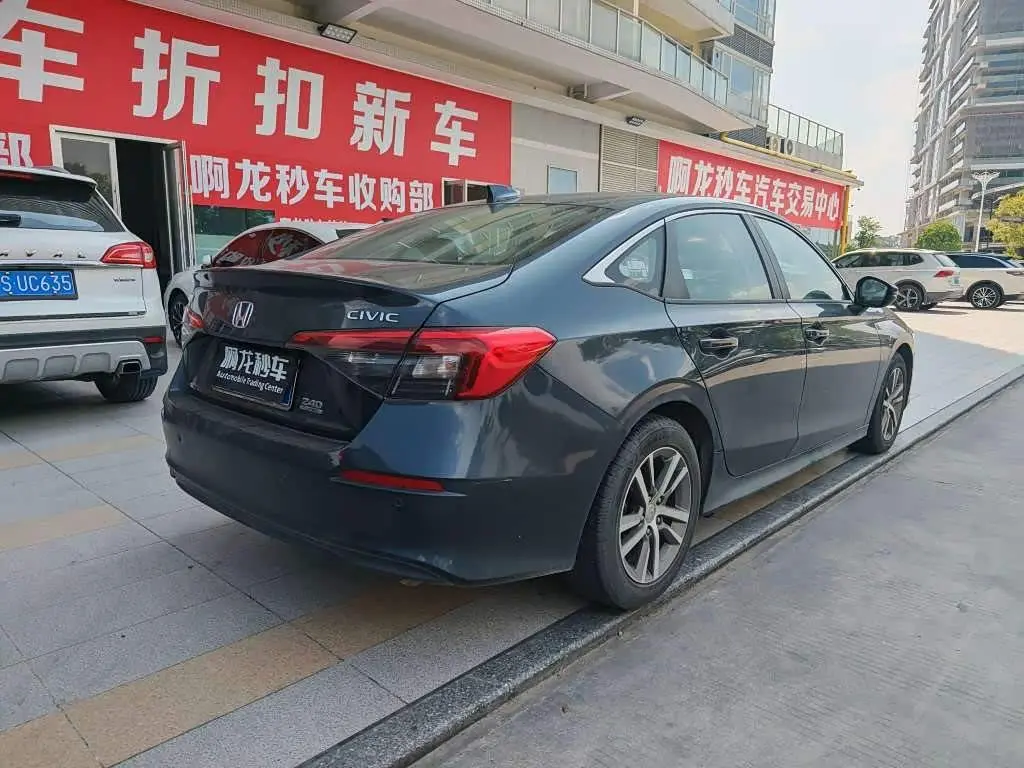 Honda Civic 2024 — Şəkil 8/9