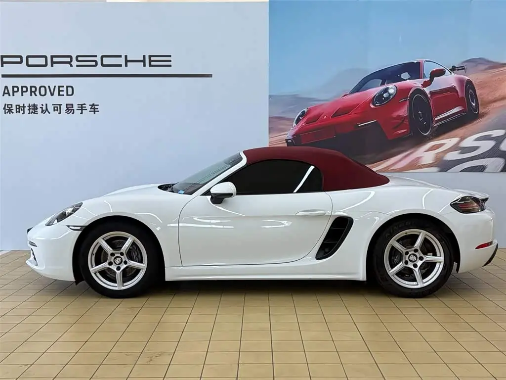 Porsche 718 2022 — Photo 2/13