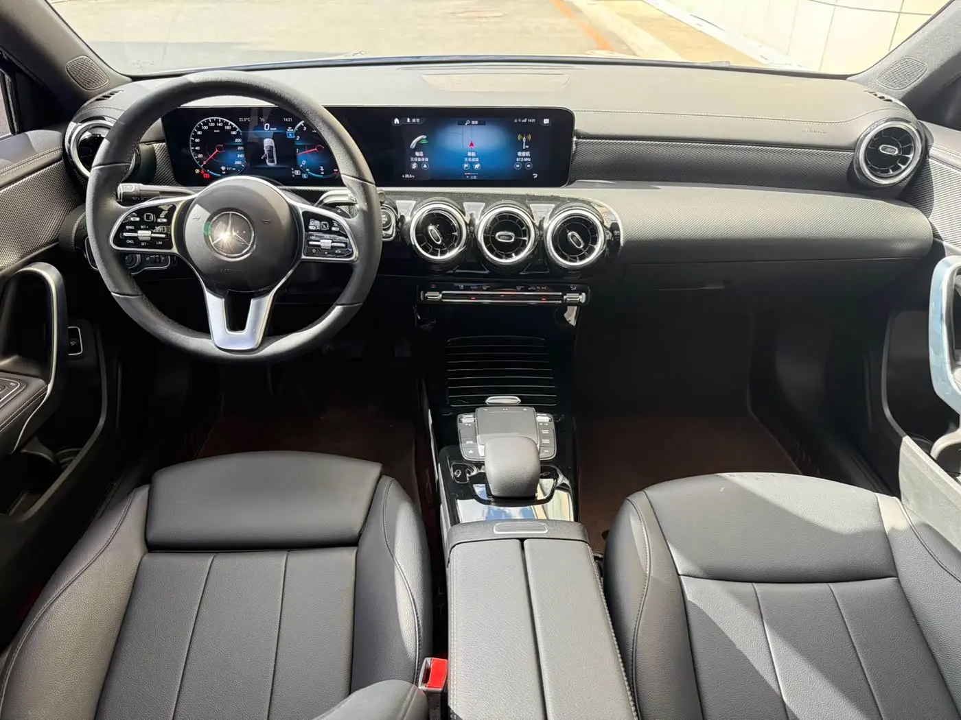 Mercedes-Benz A-Class 2022 — Фото 8/14
