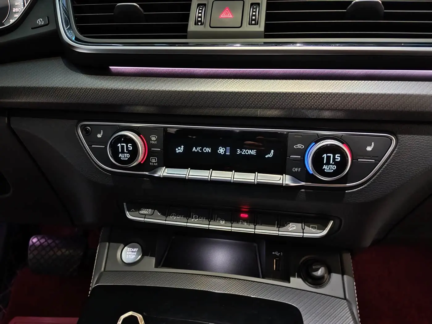 Audi Q5L 2022 — Photo 11/20