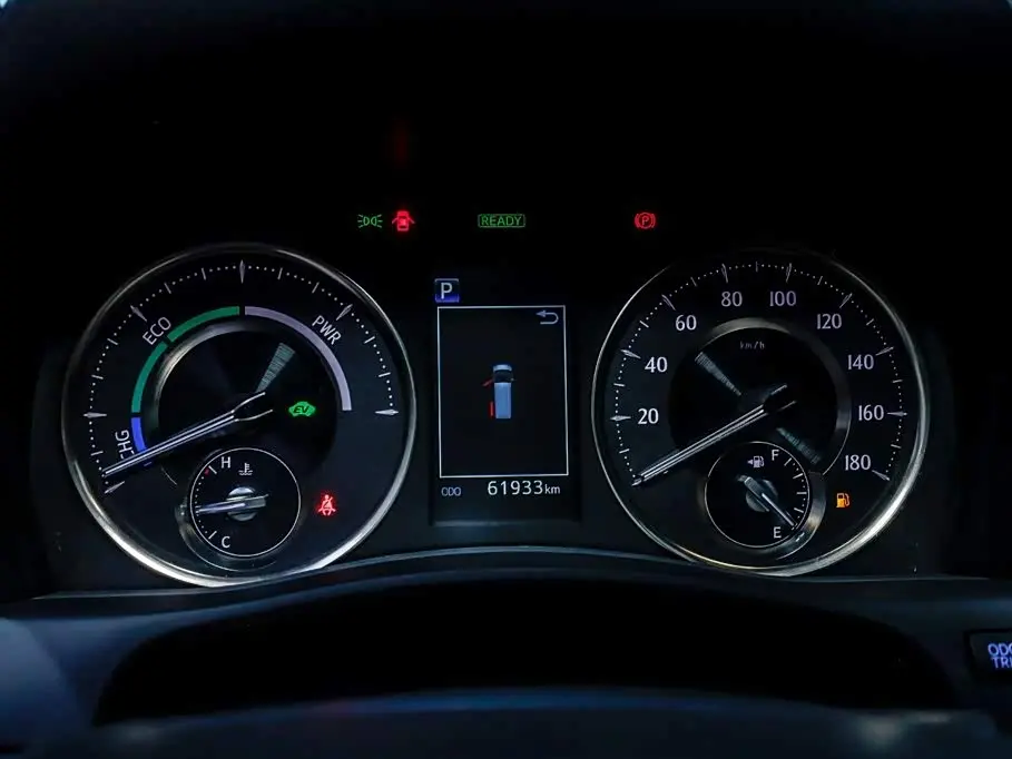 Toyota Vellfire 2021 — Фото 14/20