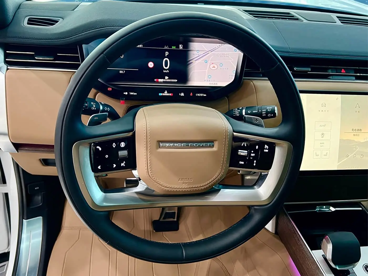 Land Rover Range Rover 2024 — Фото 16/20