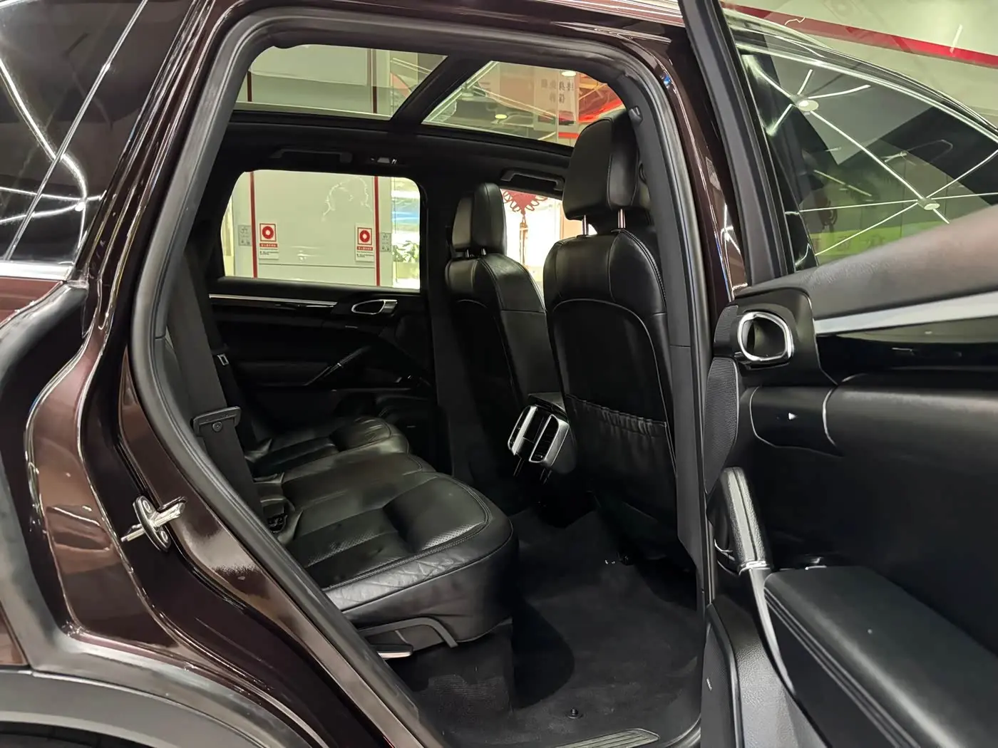Porsche Cayenne 2016 — Photo 10/19