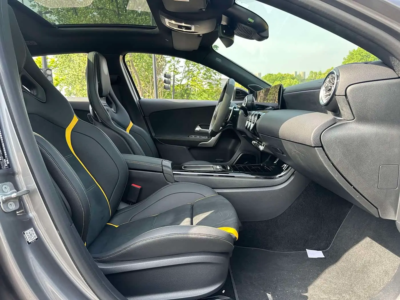 Mercedes-Benz A-Class AMG 2024 — Фото 11/20