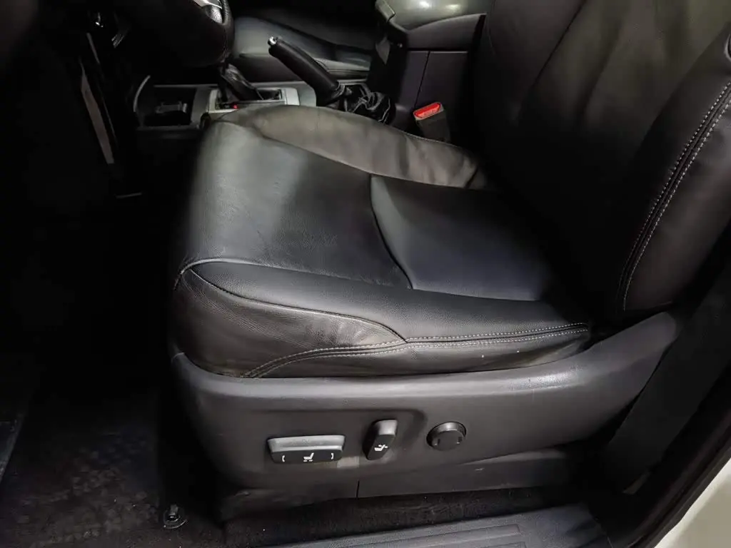 Toyota Prado 2016 — Photo 20/20