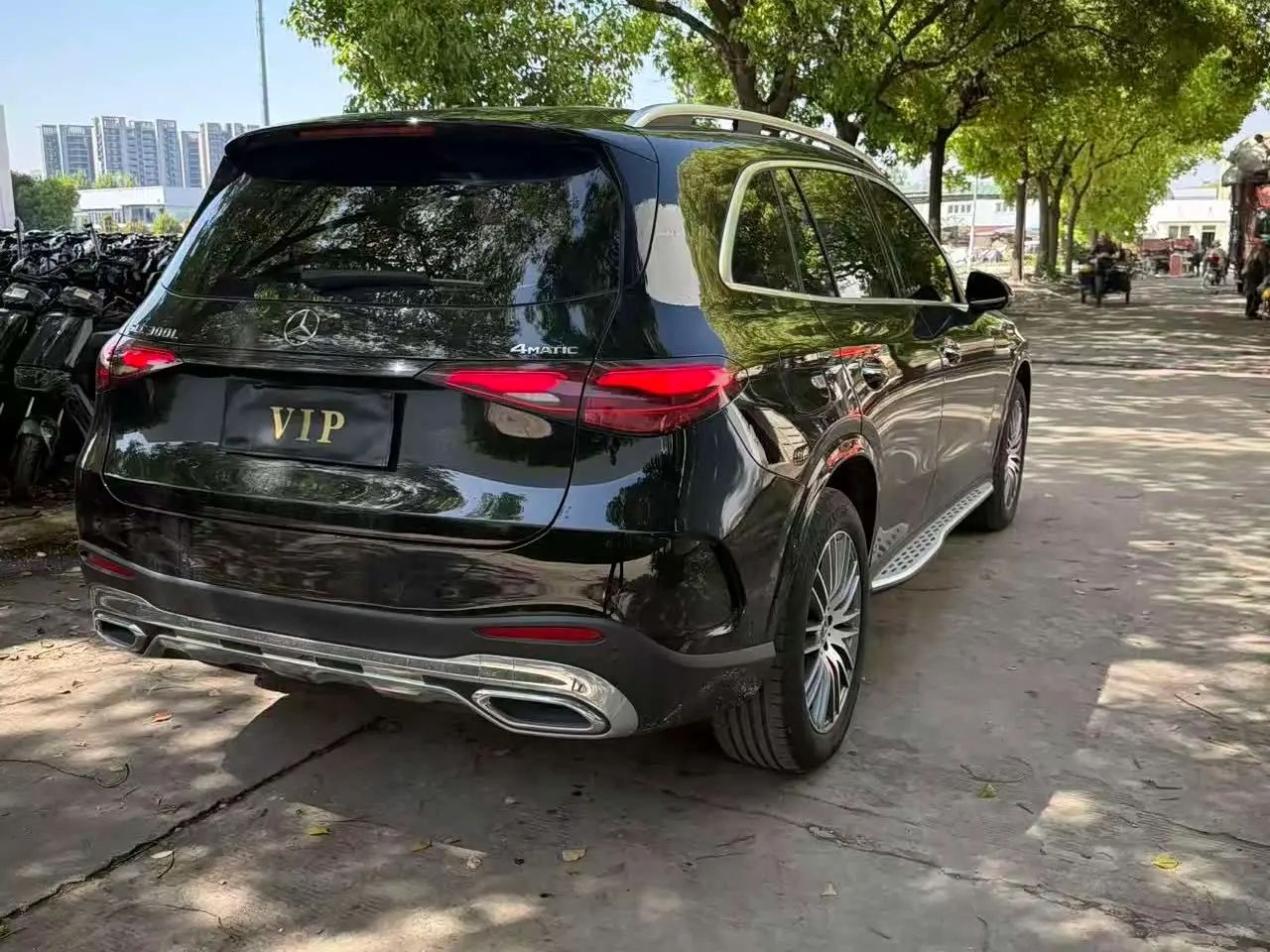 Mercedes-Benz GLC 2024 — Photo 7/9