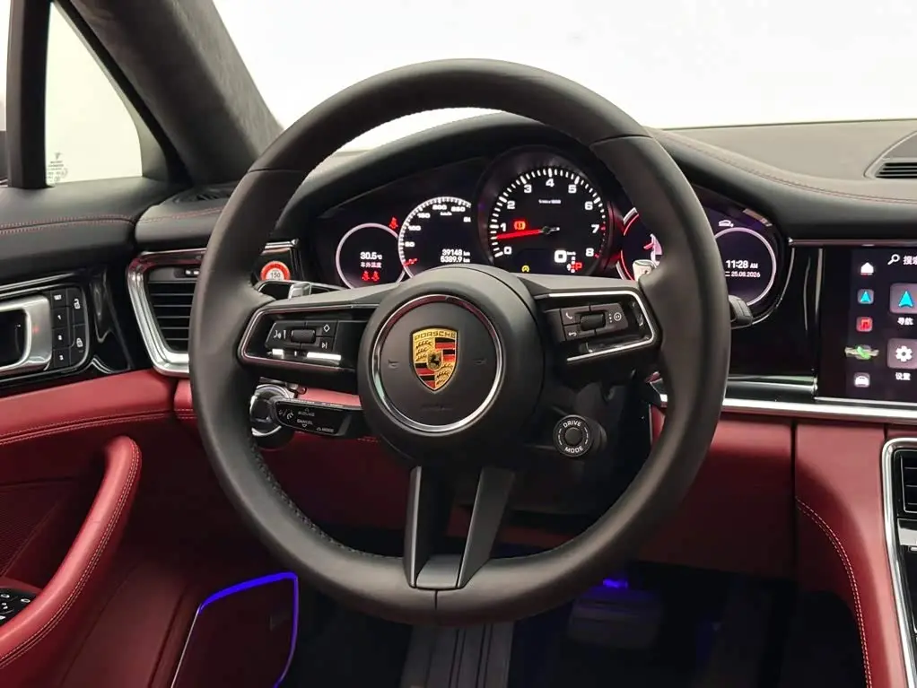 Porsche Panamera 2022 — Фото 12/20
