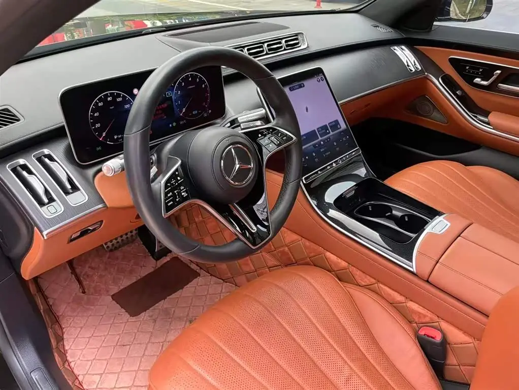 Mercedes-Benz S-Class 2022 — Photo 9/20