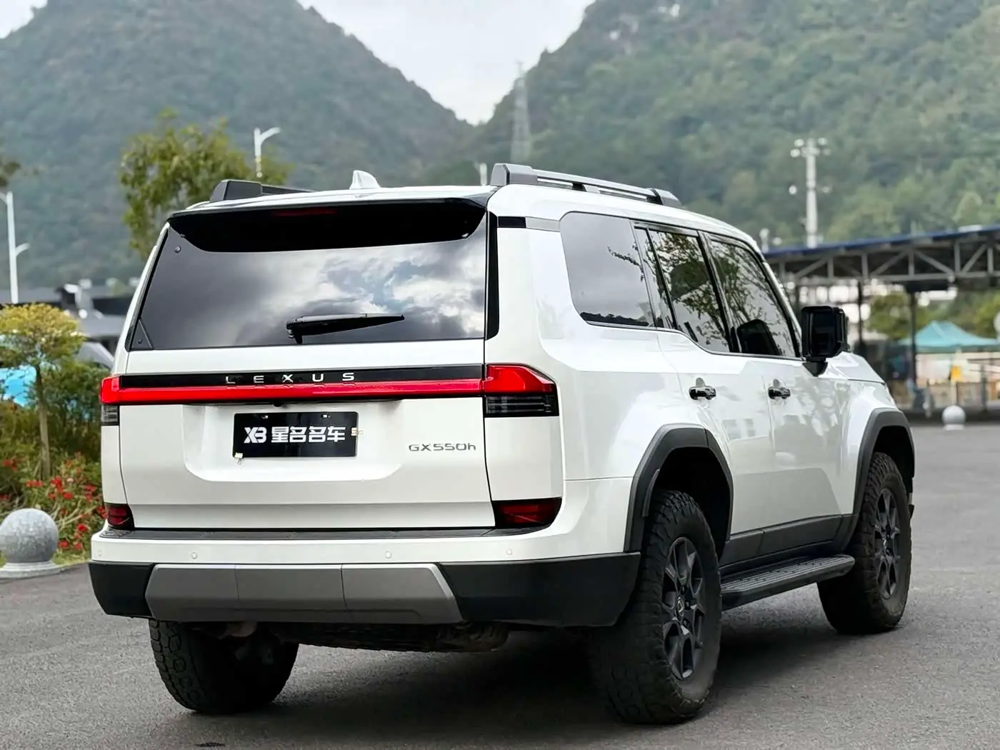 Lexus GX 2025 — Фото 16/16