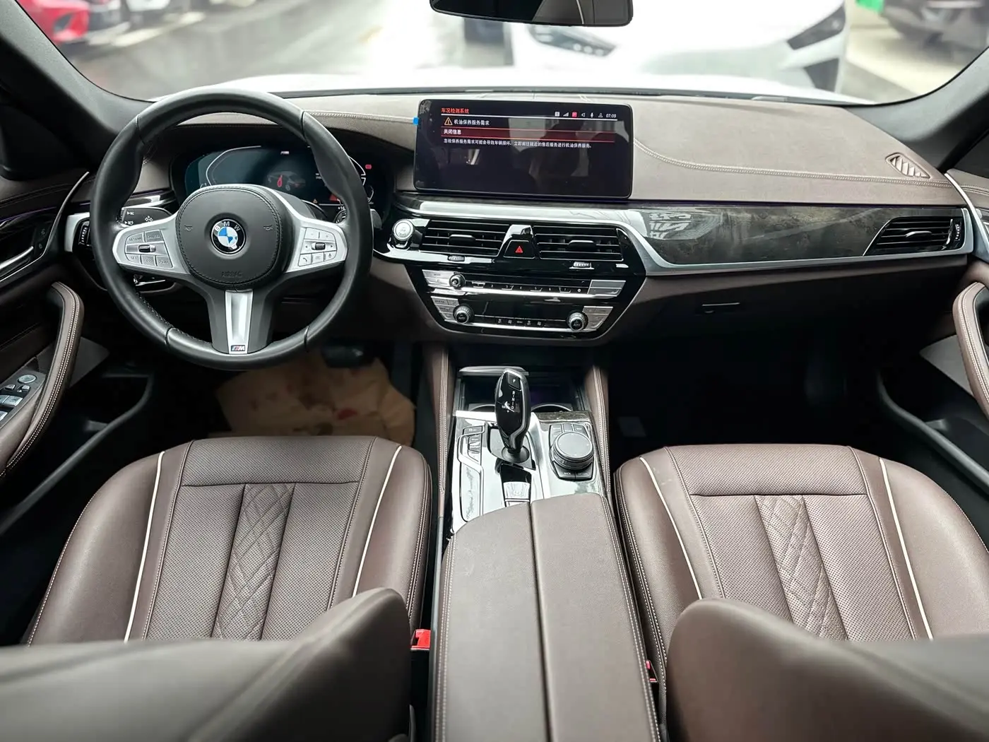 BMW 5 Series 2023 — Photo 4/13