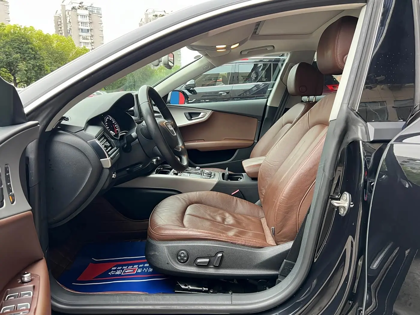 Audi A7 2013 — Photo 3/20