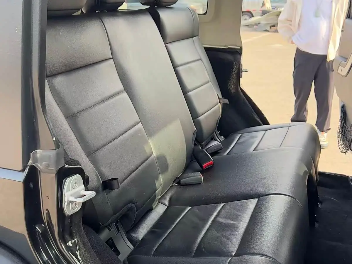 Jeep Wrangler 2012 — Photo 6/13