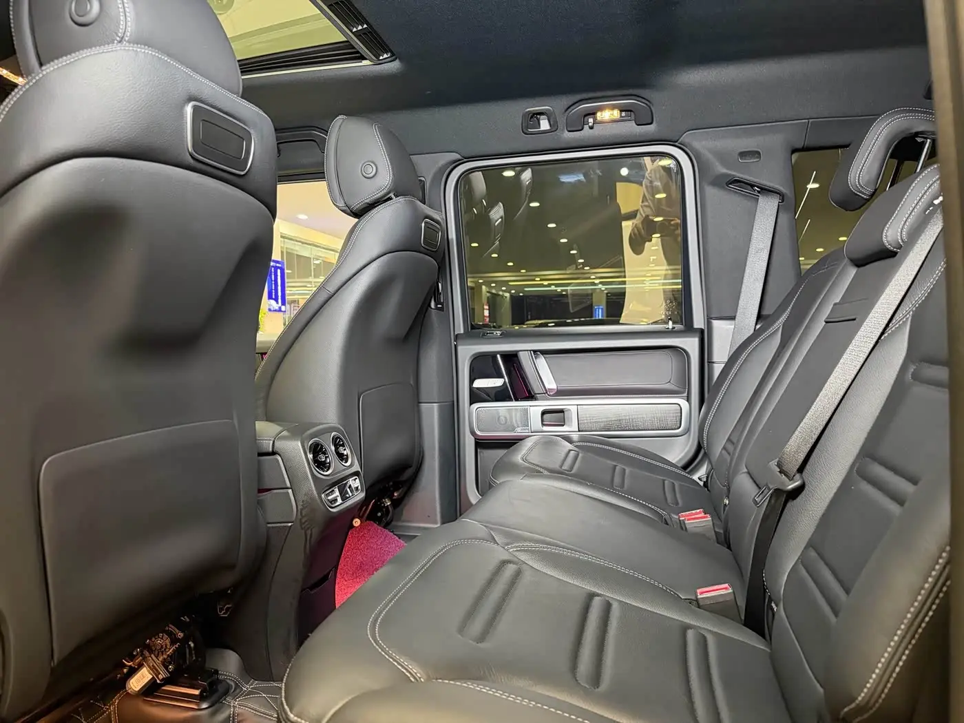 Mercedes-Benz G-Class 2023 — Фото 12/19