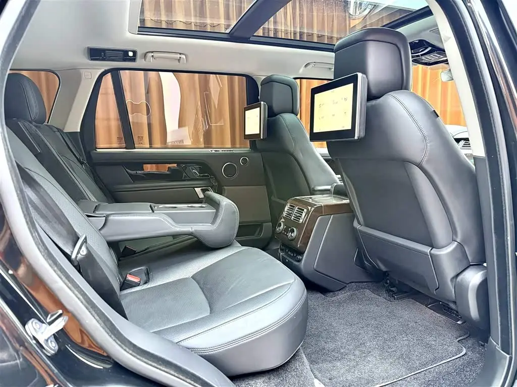 Land Rover Range Rover 2020 — Şəkil 8/20