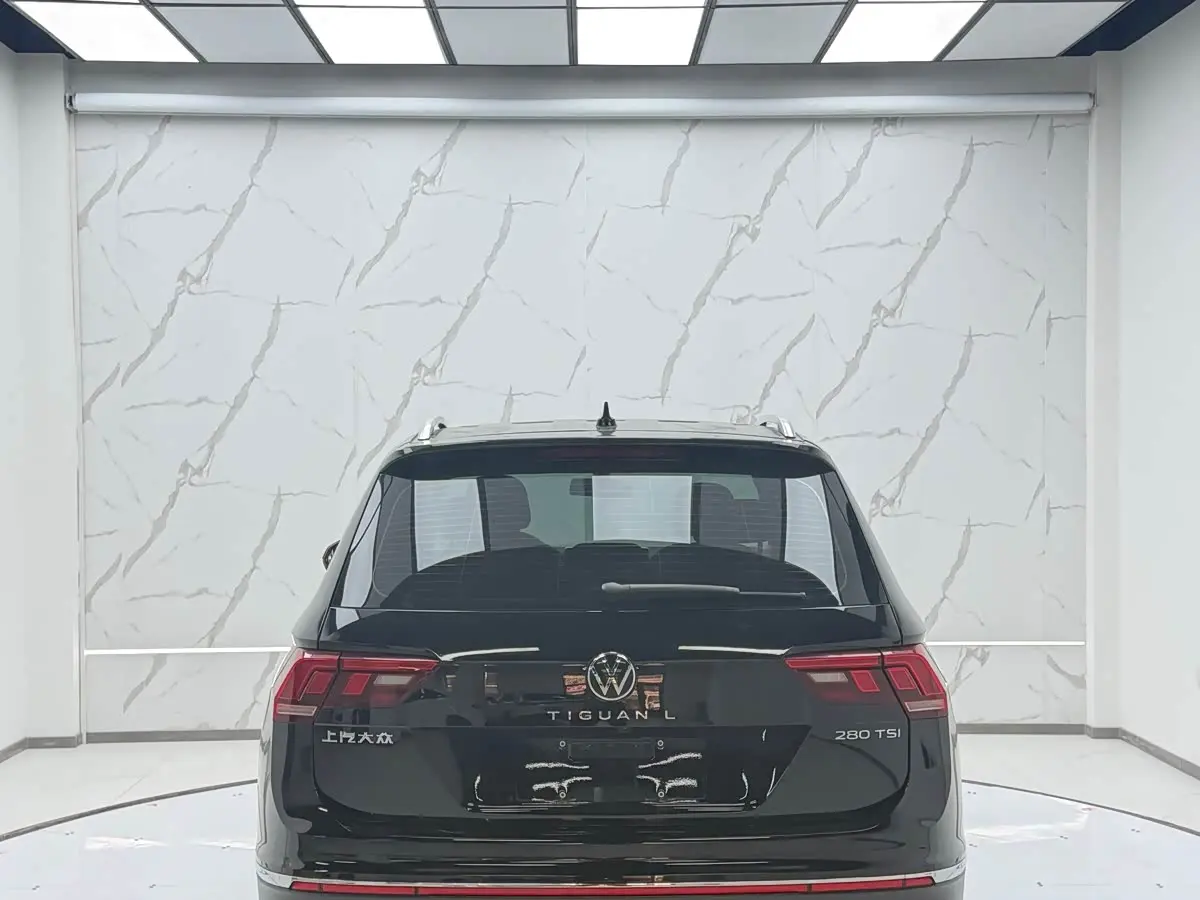 Volkswagen Tiguan L 2023 — Фото 4/14