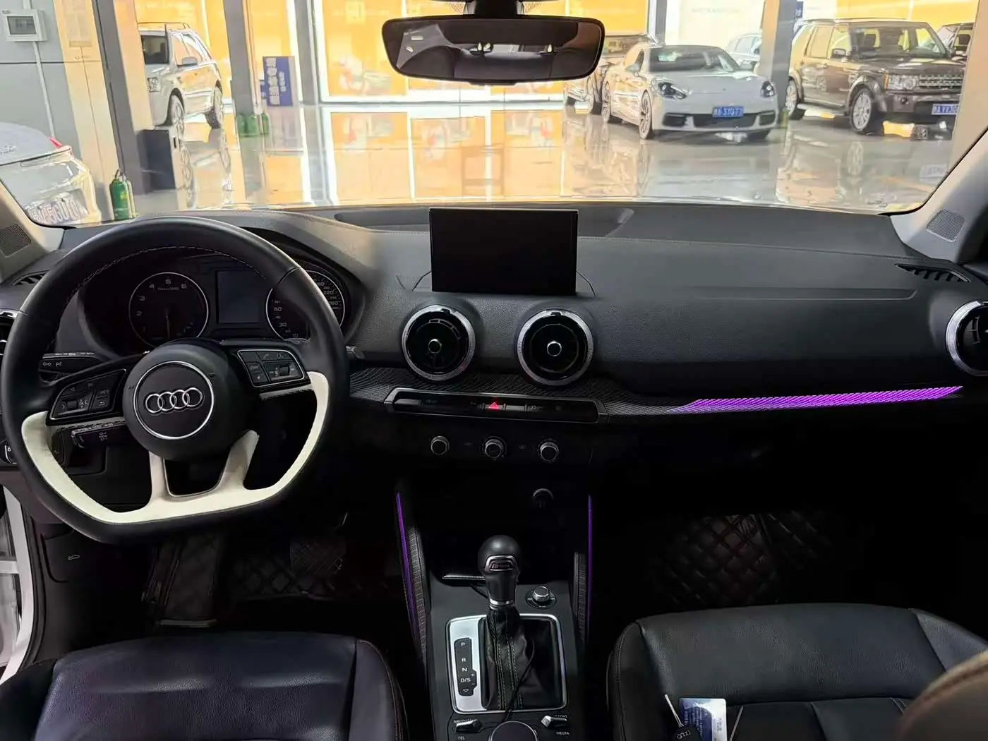 Audi Q2L 2022 — Photo 4/10