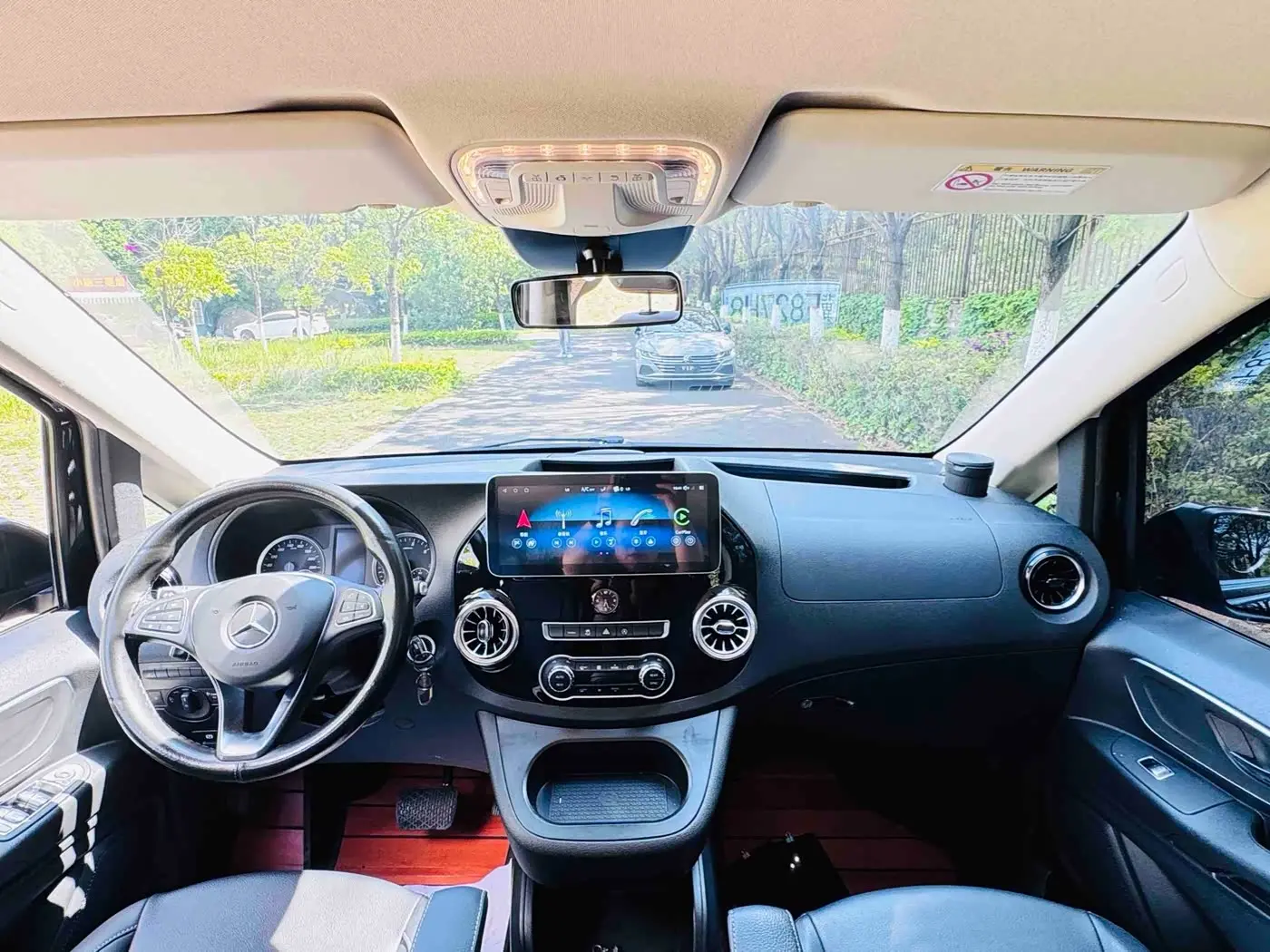 Mercedes-Benz Vito 2022 — Photo 15/20