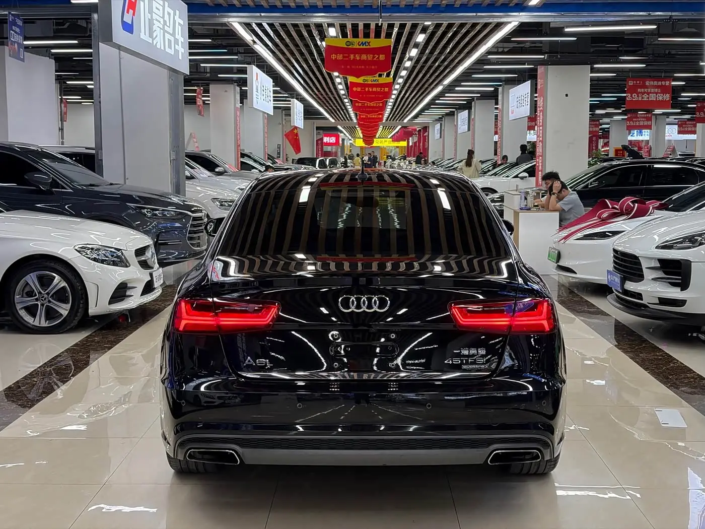 Audi A6L 2018 — Photo 5/18