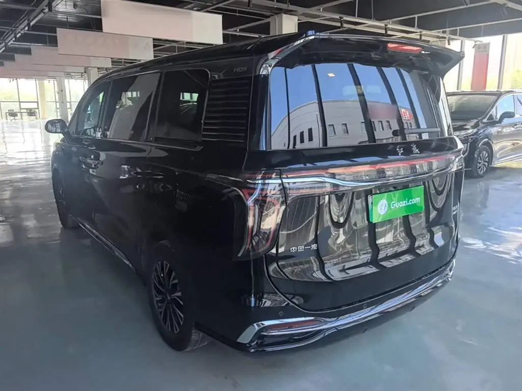 Hongqi HQ9 PHEV 2024 — Фото 5/20