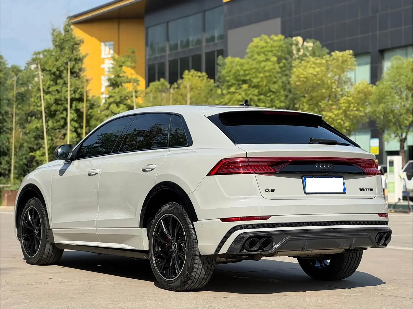Audi Q8 2021 — Photo 6/12