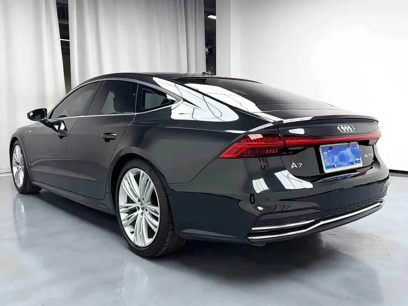 Audi A7 2021 — Photo 6/6