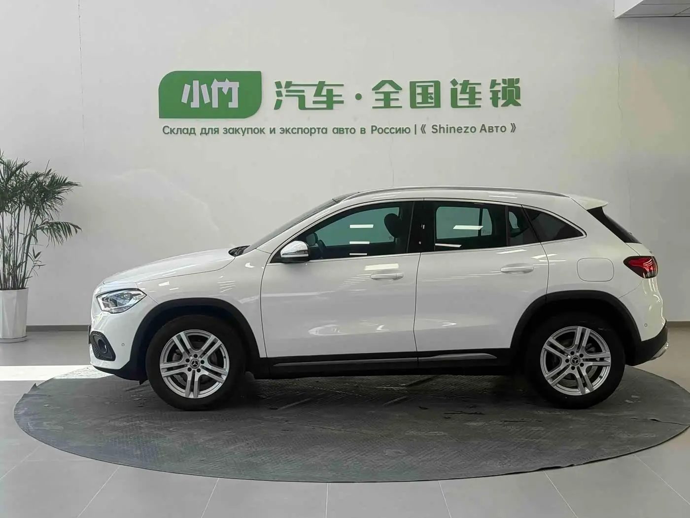 Mercedes-Benz GLA 2022 — Фото 3/20