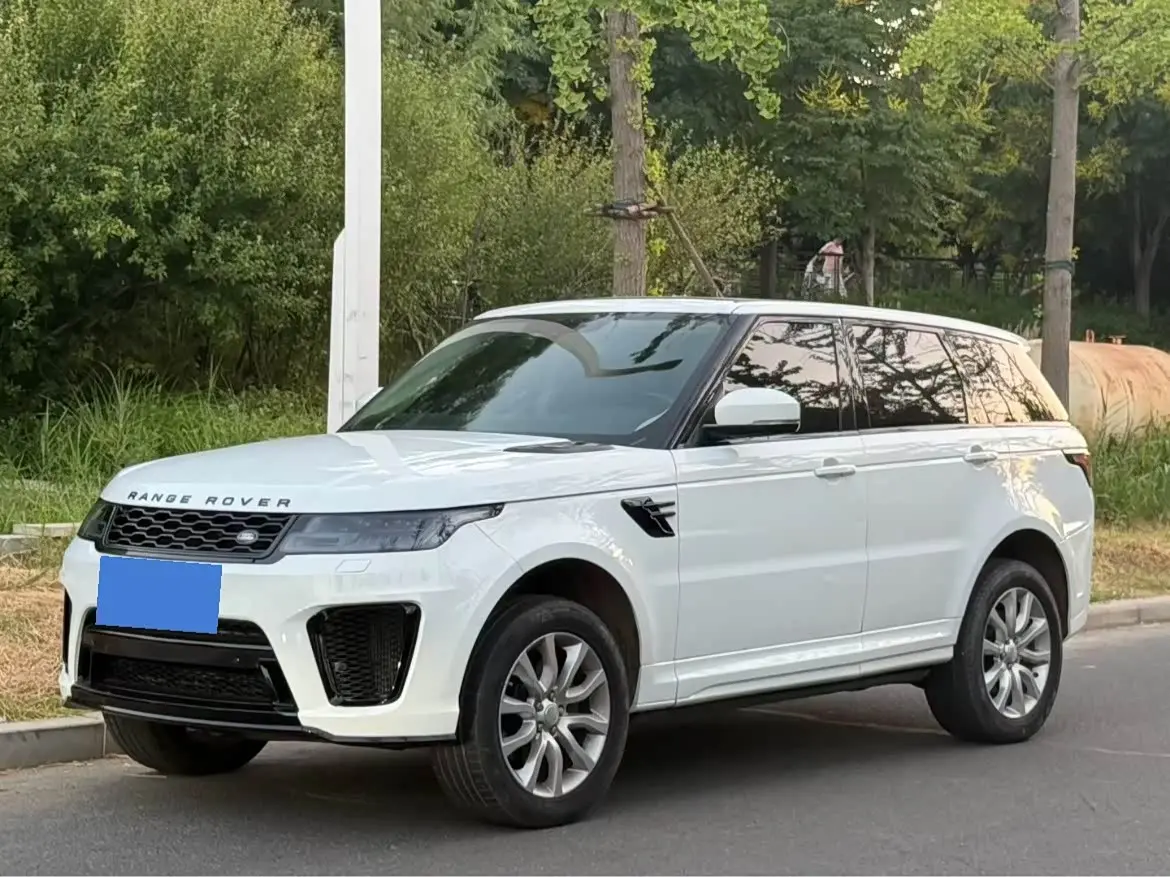 Land Rover Range Rover Sport 2015 — Photo 1/9