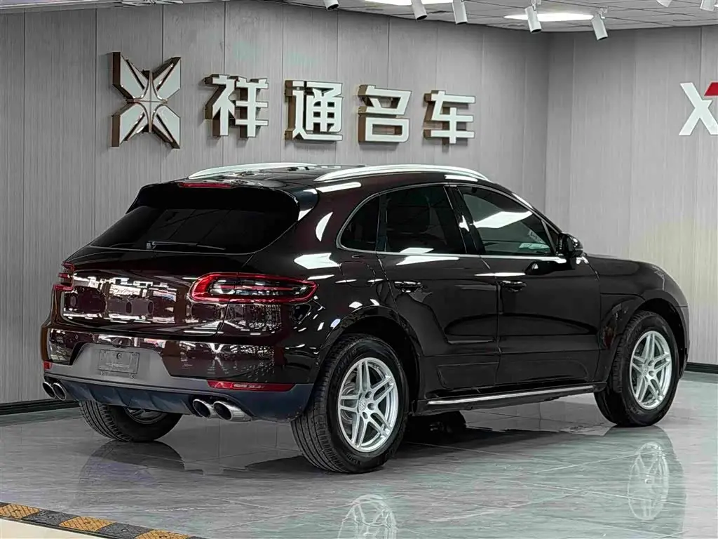 Porsche Macan 2018 — Photo 8/9