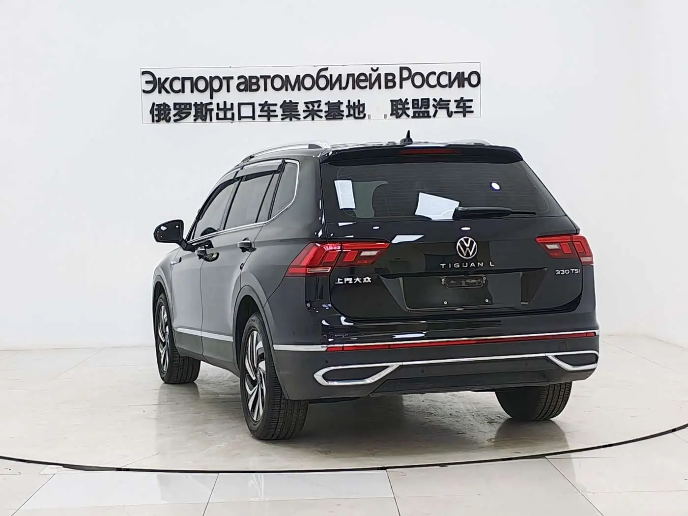 Volkswagen Tiguan L 2023 — Фото 4/17