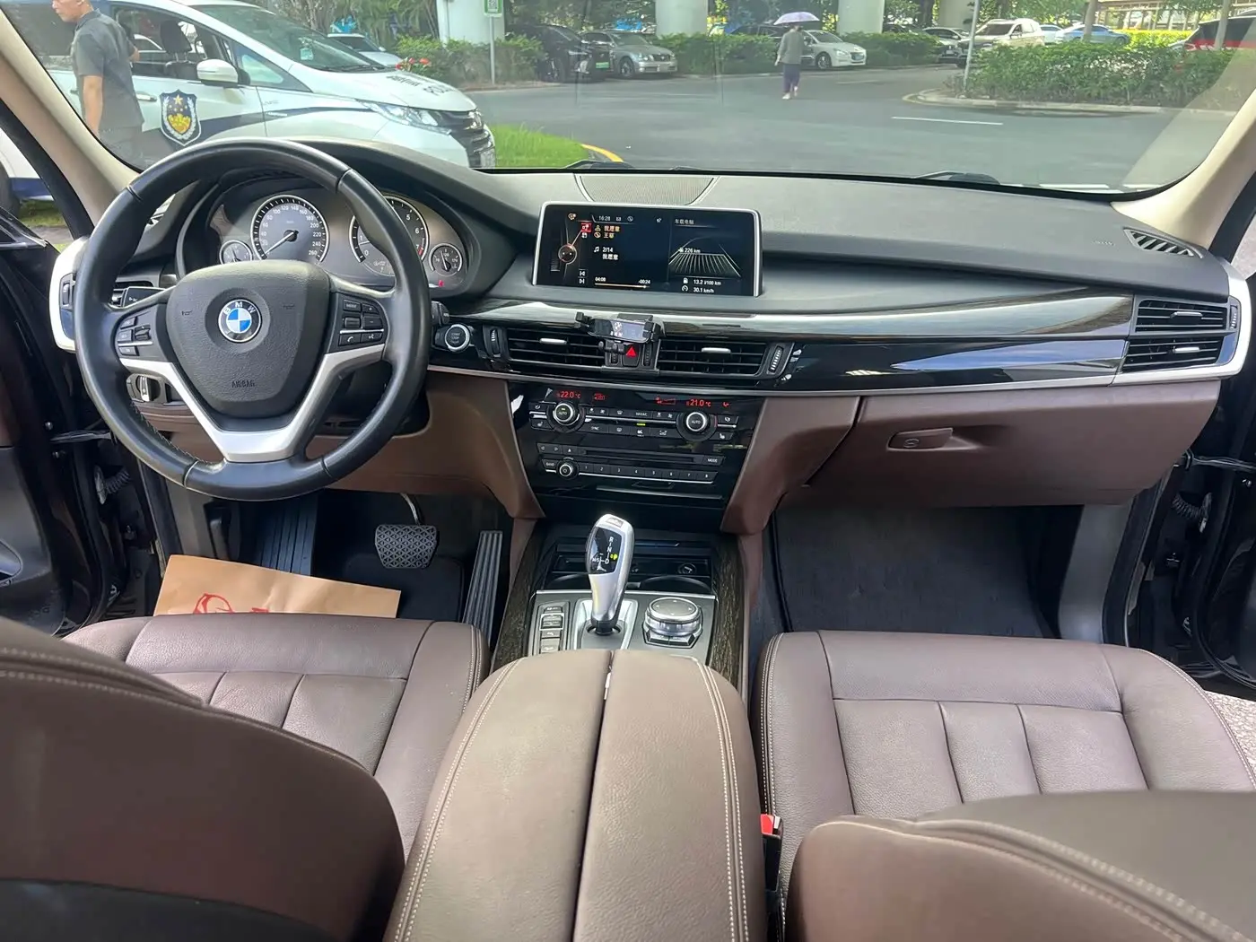 BMW X5 2015 — Photo 13/16