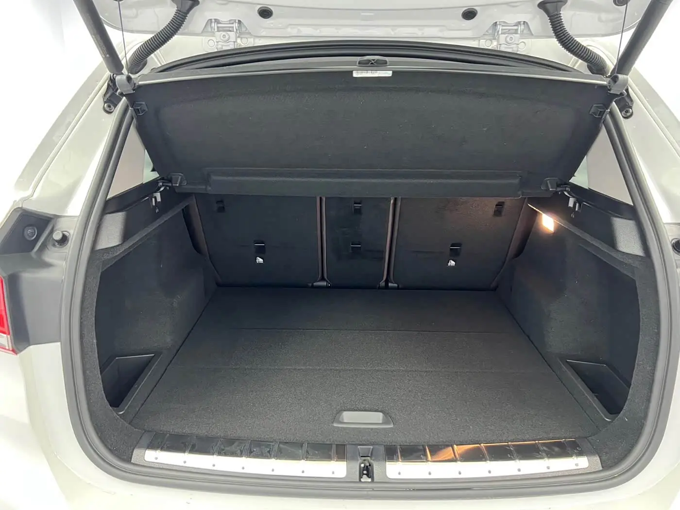 BMW X1 2022 — Photo 16/19