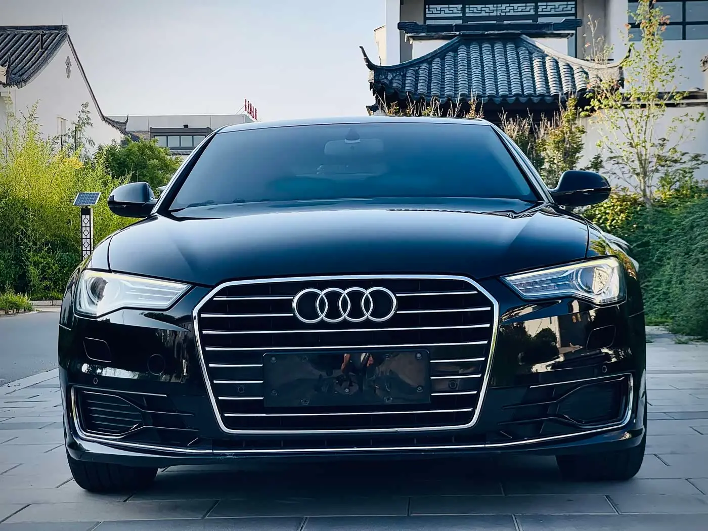 Audi A6L 2016 — Photo 2/19