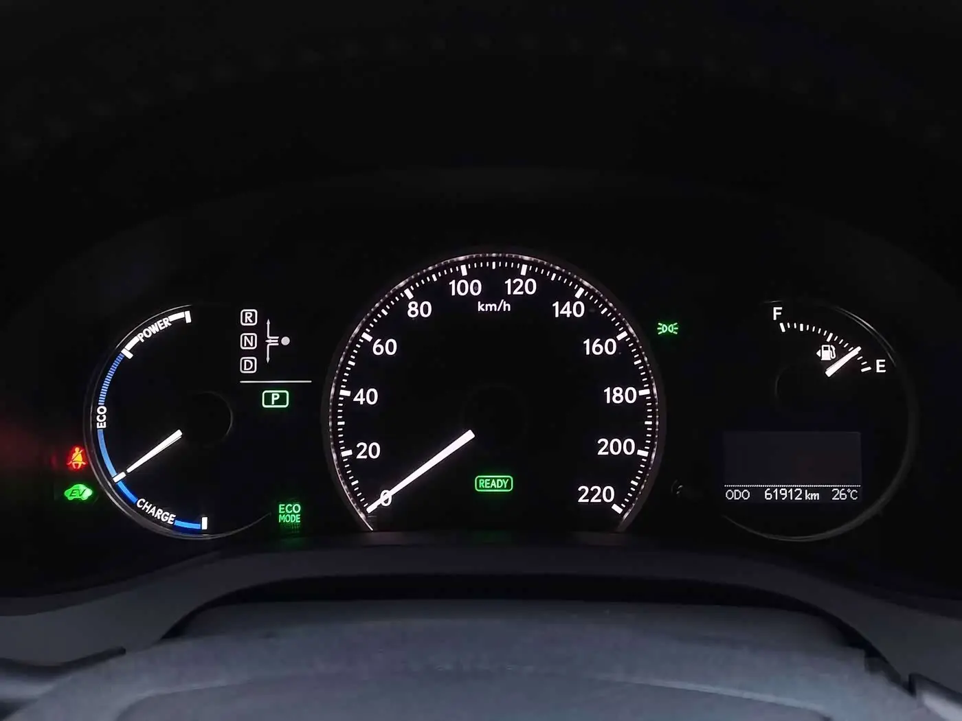 Lexus CT 2018 — Photo 17/20
