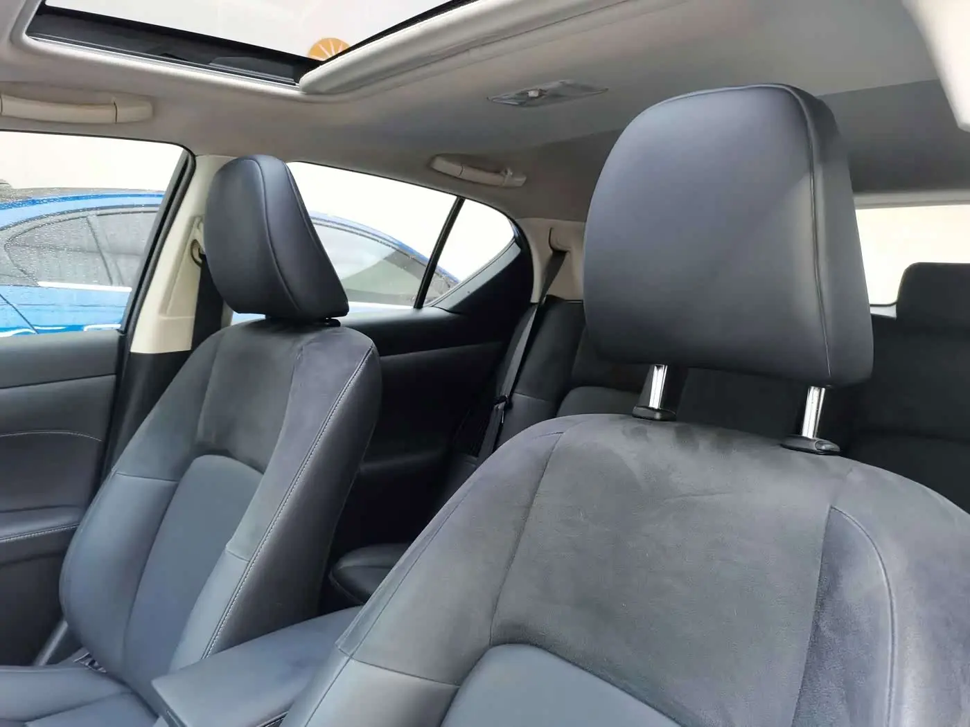 Lexus CT 2018 — Photo 19/20