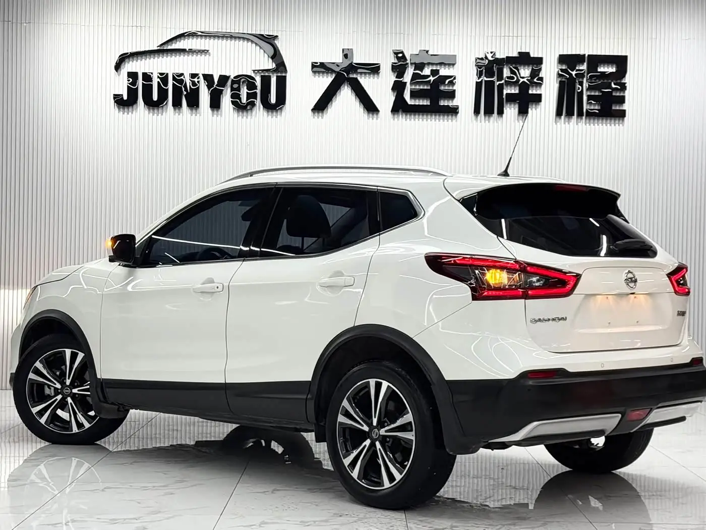 Nissan Qashqai 2022 — Фото 6/19
