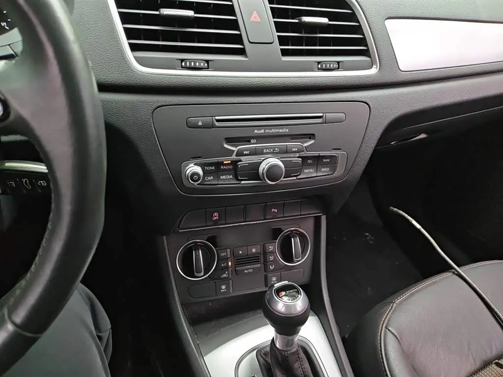 Audi Q3 2018 — Photo 6/20