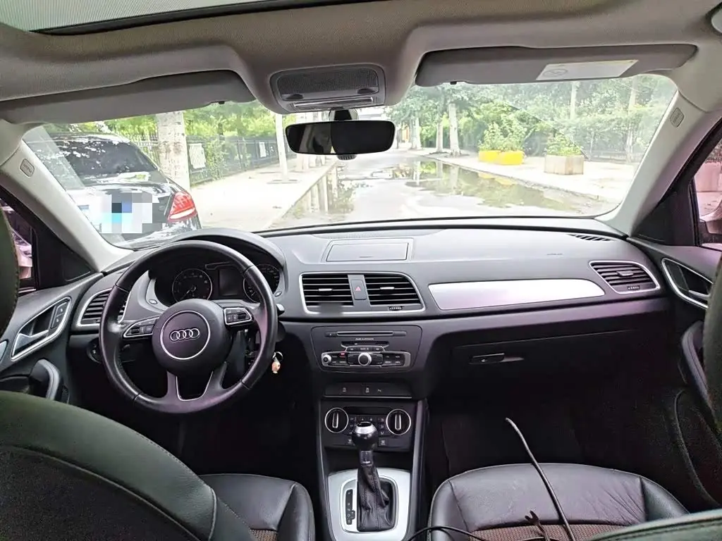 Audi Q3 2018 — Photo 13/20