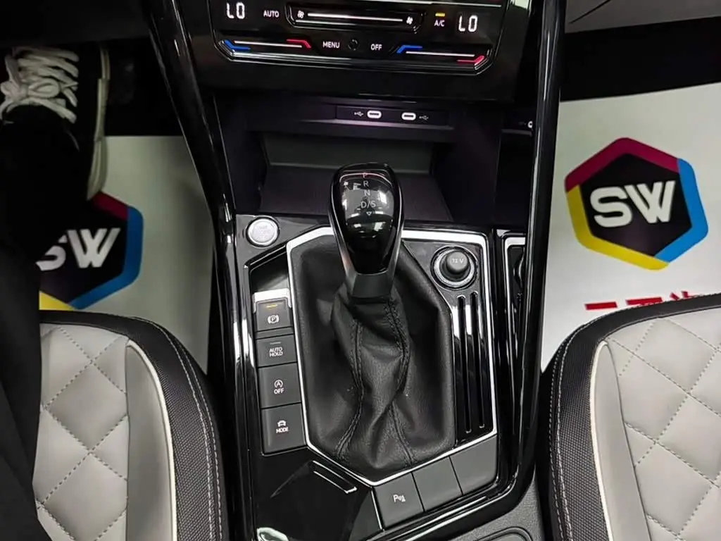 Volkswagen Tayron 2023 — Photo 14/20