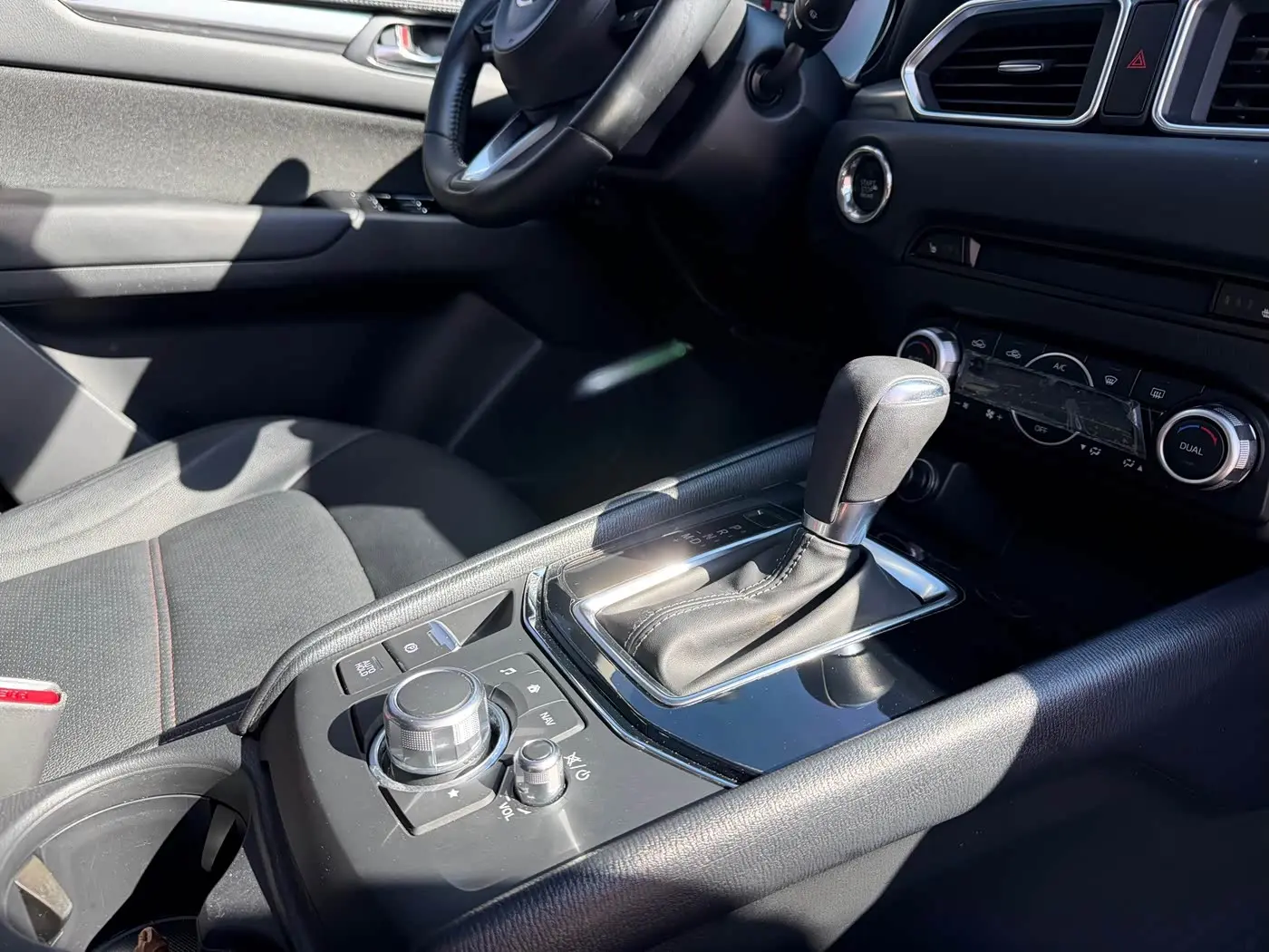Mazda CX-5 2023 — Photo 18/20