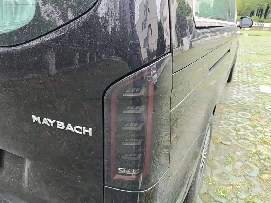 Mercedes-Benz Vito 2024 — Photo 8/20