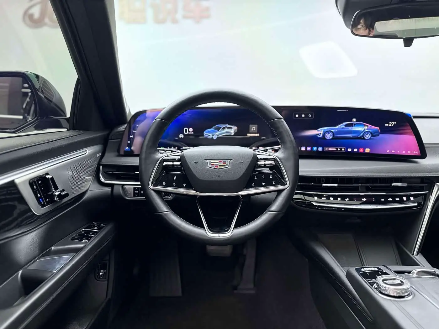 Cadillac CT6 2024 — Фото 13/17