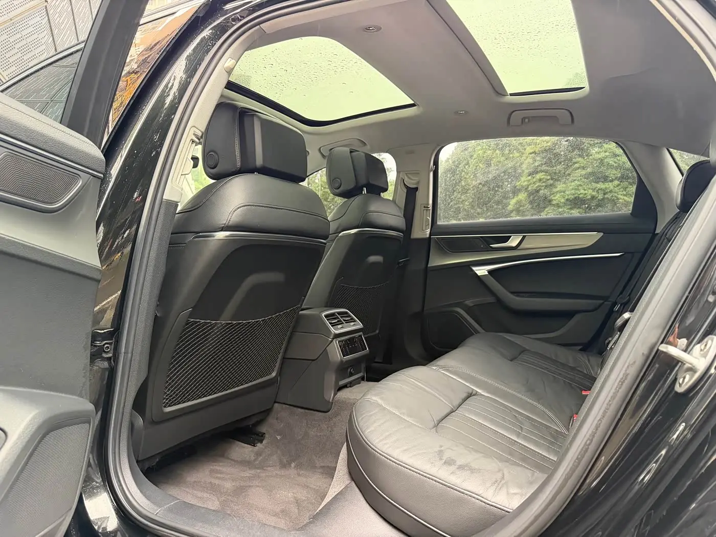 Audi A6L 2020 — Photo 9/12