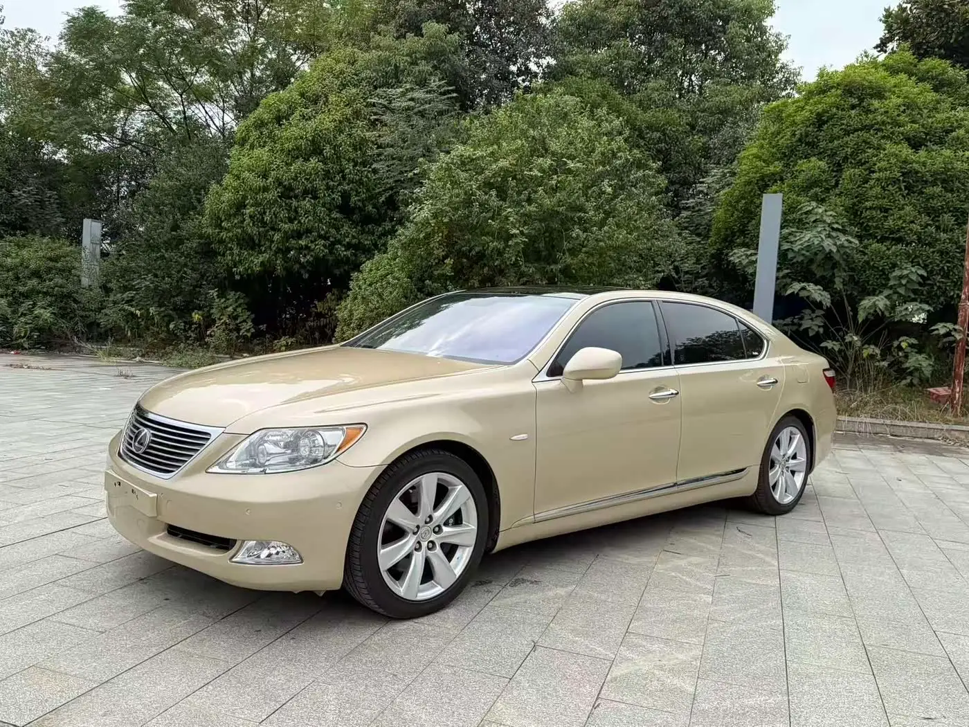 Lexus LS, 2007