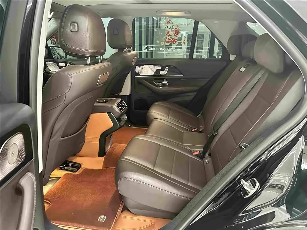 Mercedes-Benz GLE 2022 — Photo 12/18