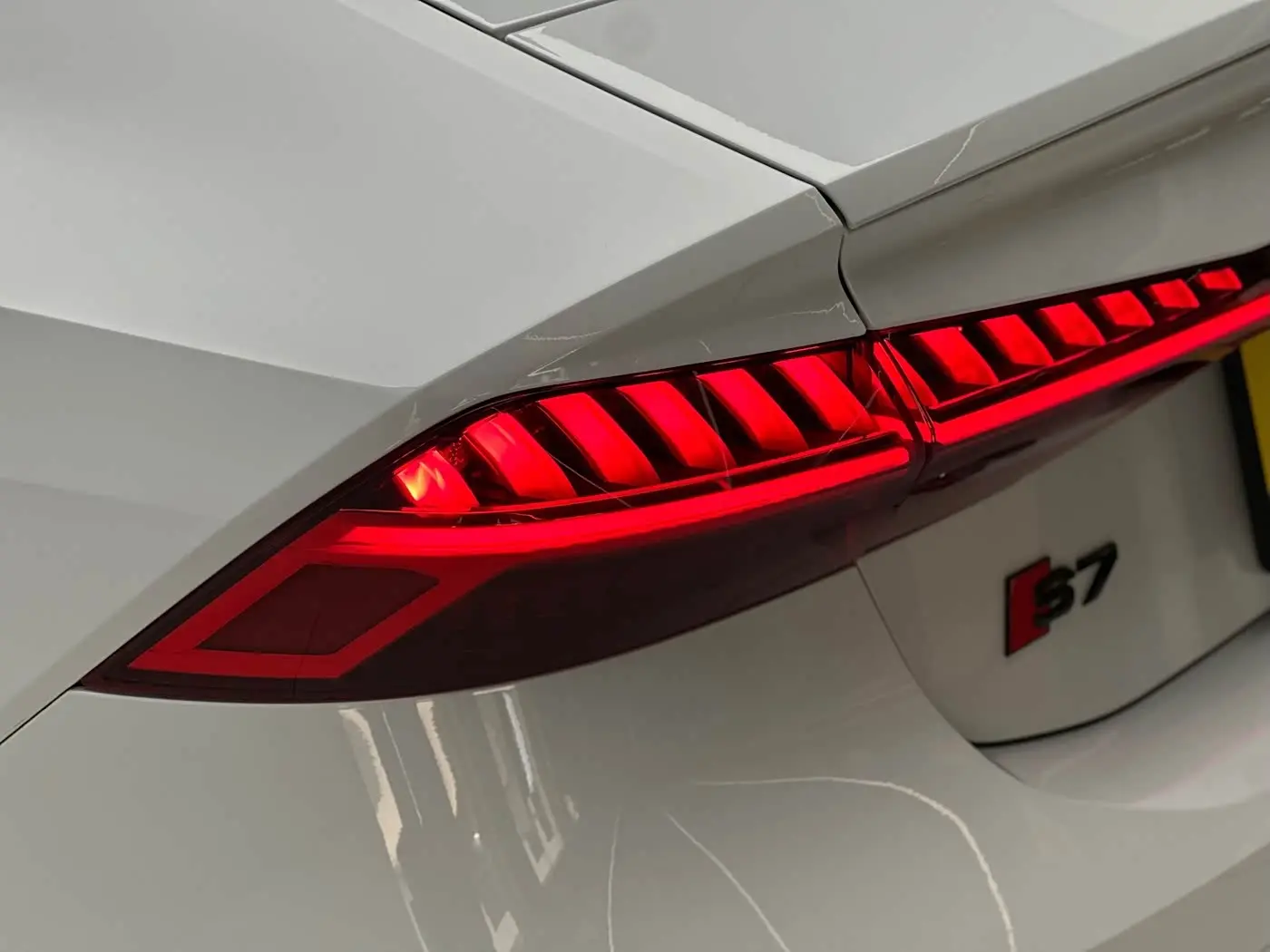 Audi A7 2022 — Photo 18/20