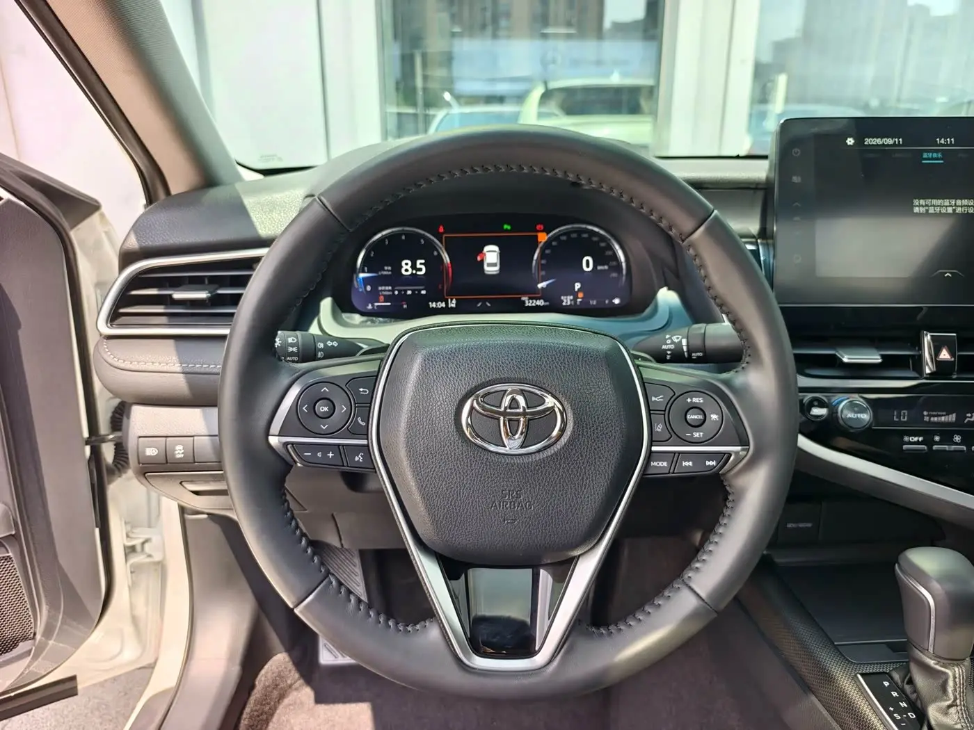 Toyota Camry 2023 — Фото 16/20