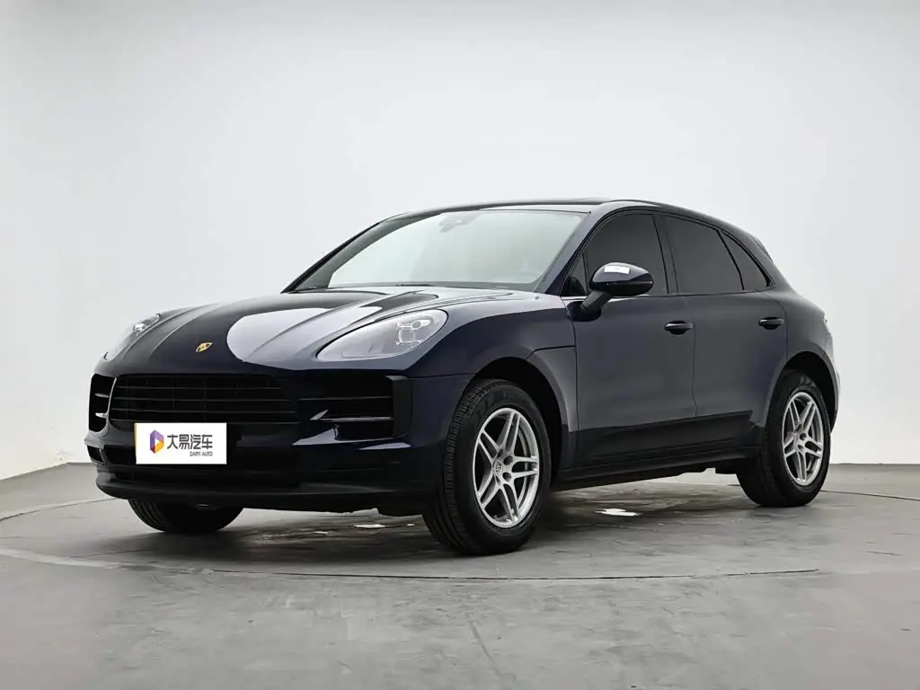 Porsche Macan 2020 — Photo 1/17